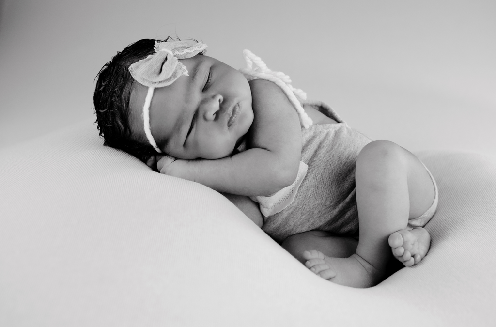 Top 10 Expert Tips for a Successful Newborn Baby Photography Session